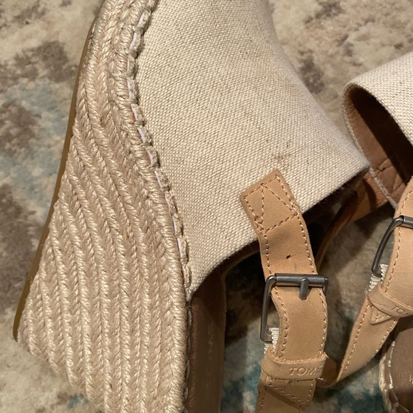 Toms Monica wedge heel size 7 in natural Oxford - Picture 7 of 10
